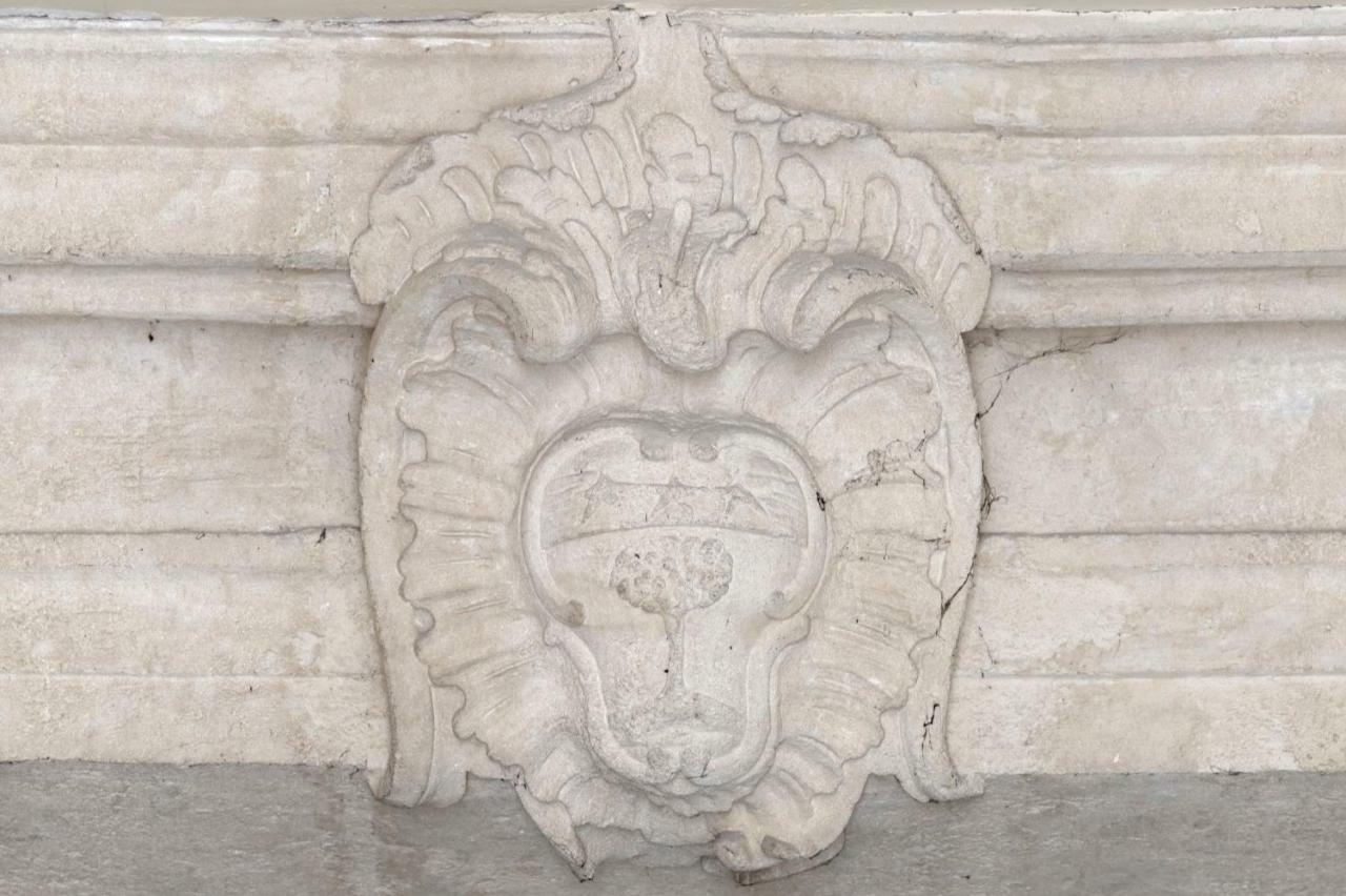 L'Argenterie, Apparts De Charme, Parking Gratuit Montpellier Exterior photo
